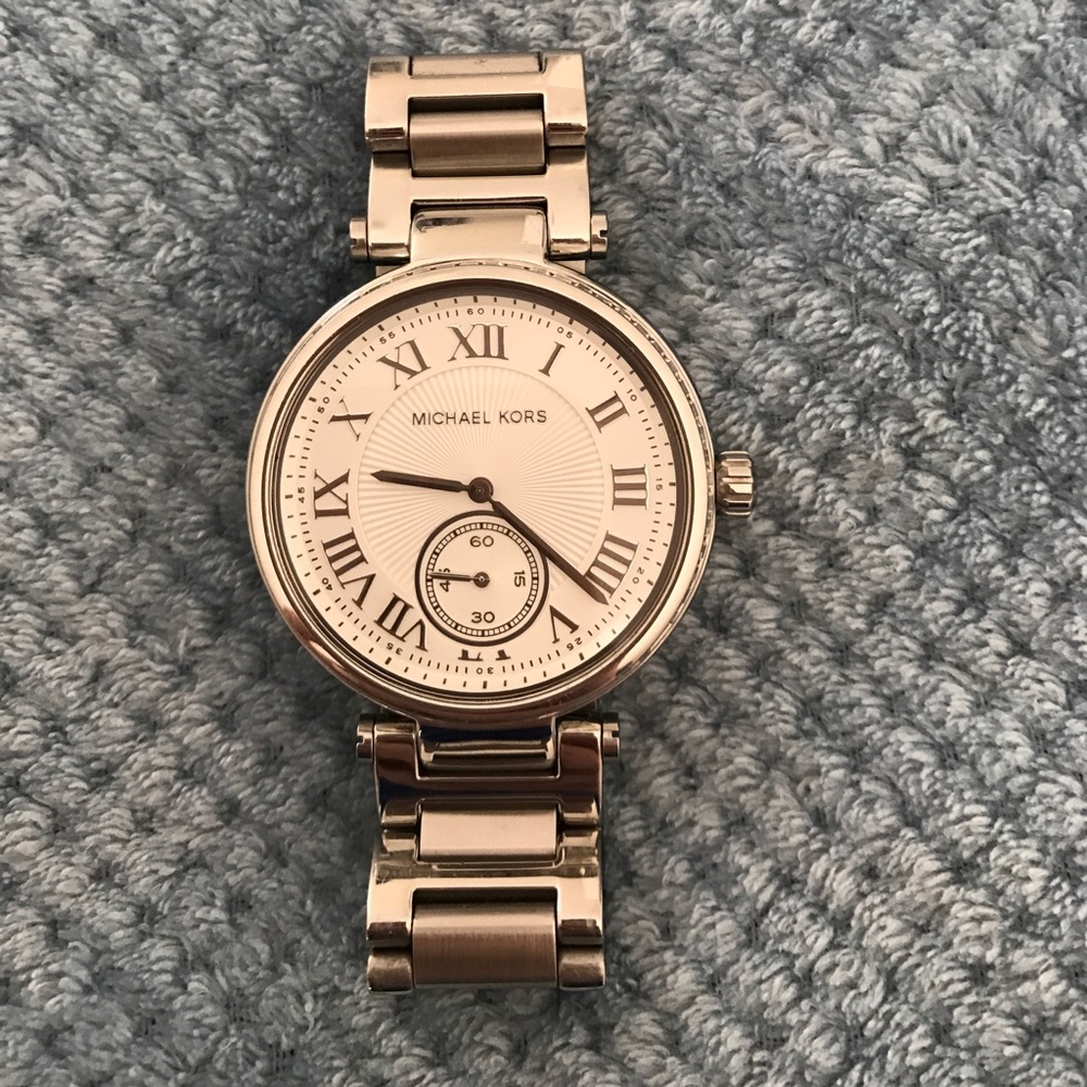 Michael Kors Silver Tone Stainless Steel Roman Dial Watch - Picture 1 of 4